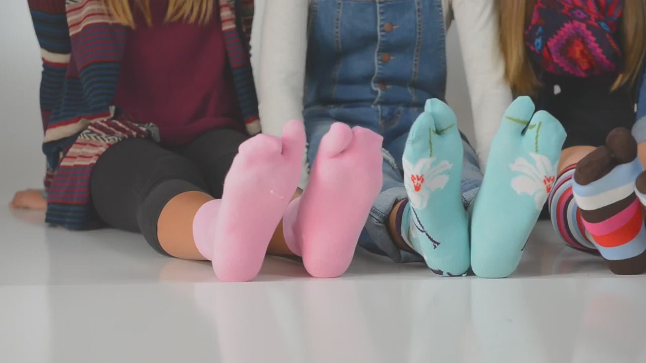 3 Pairs V - Toe Split - Toe Tabi Flip Flop Socks Pineapple, Llama Green, Turtle - Vivalux