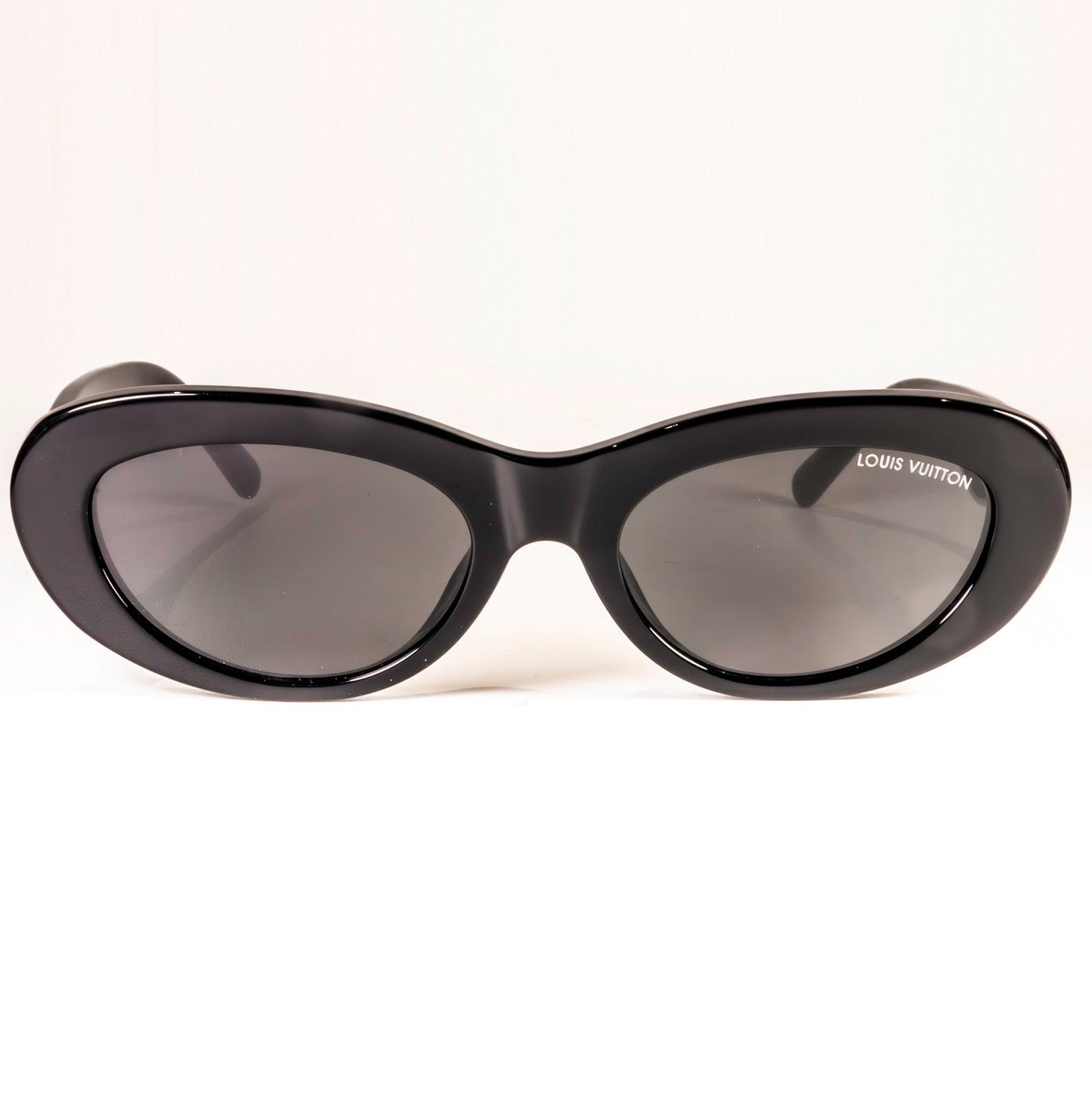 LV Fame Oval Sunglasses - Vivalux