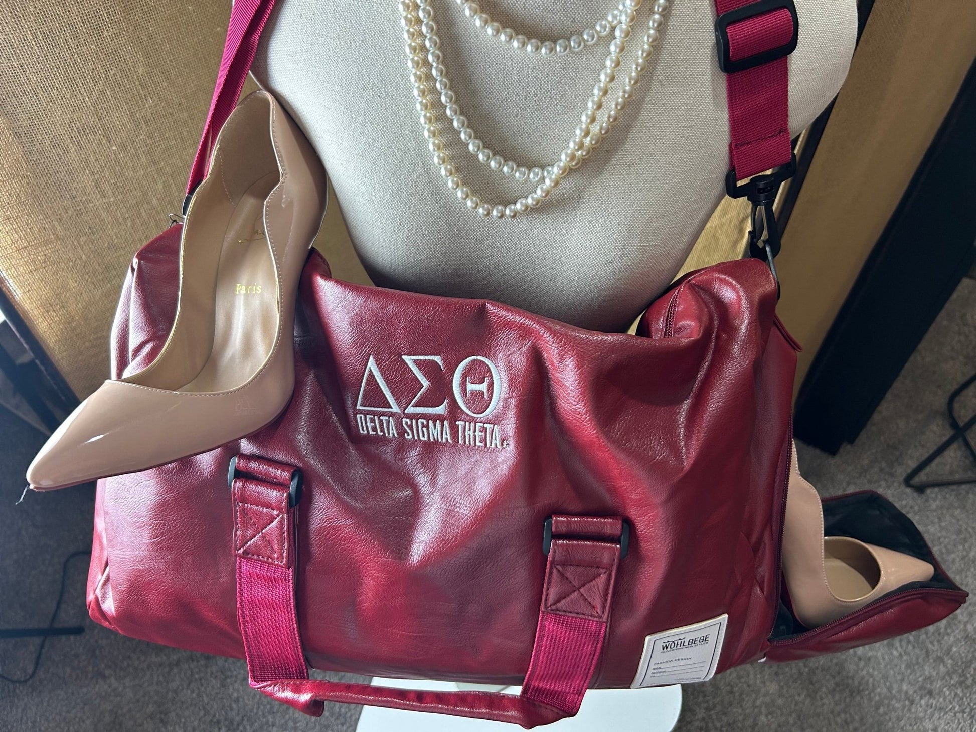 Delta Sigma Theta Large Red Leather Duffel Bag - Vivalux